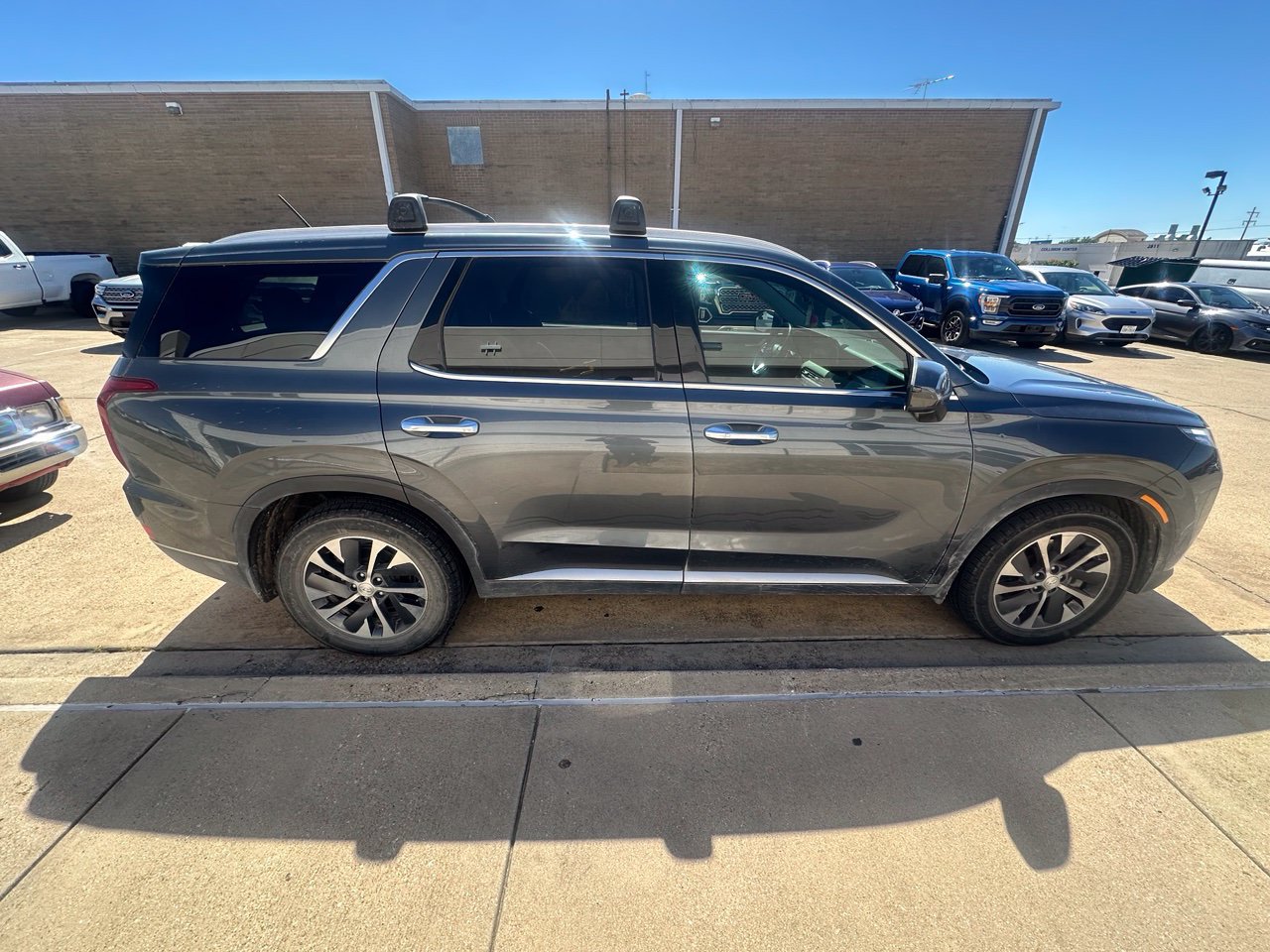 Used 2021 Hyundai Palisade SEL w/ Cargo Package AWD/4WD image 3