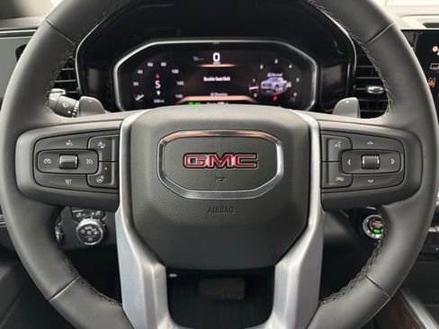 New 2026 GMC Sierra 1500 Elevation w/ LPO, Elevation Black Package image 18