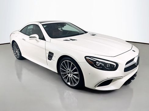 Used 2018 Mercedes-Benz SL 550 image 7