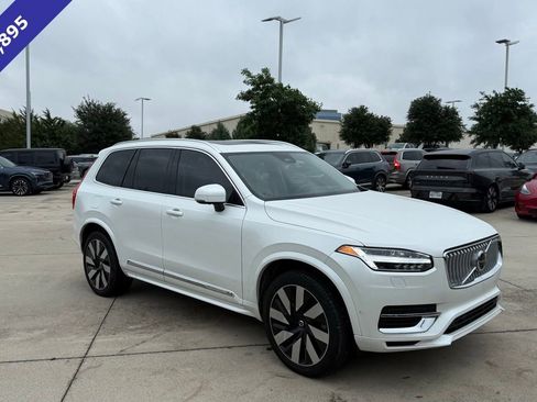 Certified 2024 Volvo XC90 T8 Ultimate AWD/4WD image 3