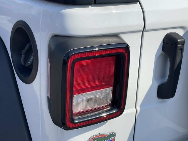 Used 2024 Jeep Wrangler Unlimited Sport AWD/4WD image 10