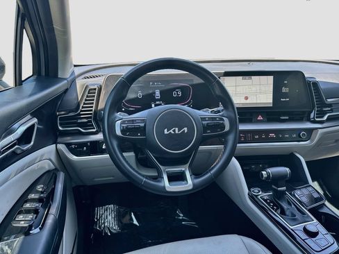 Used 2024 Kia Sportage EX FWD image 23