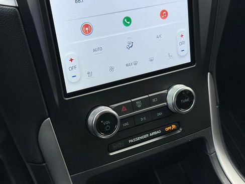 Certified 2024 Ford Edge SEL w/ Convenience Package image 19