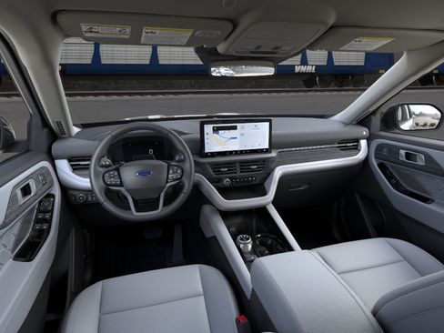 New 2026 Ford Explorer Platinum AWD/4WD image 9