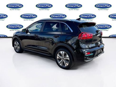 Used 2022 Kia Niro EX w/ Cold Weather Package FWD image 5