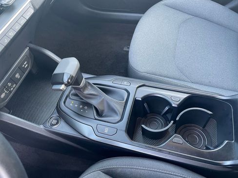 Used 2025 Kia K4 LXS image 41