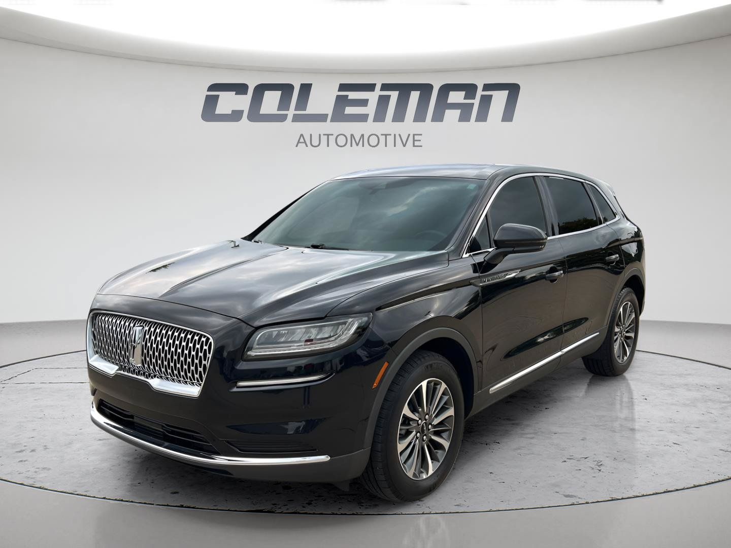 Used 2023 Lincoln Nautilus Reserve w/ Luxury Package AWD/4WD image 1