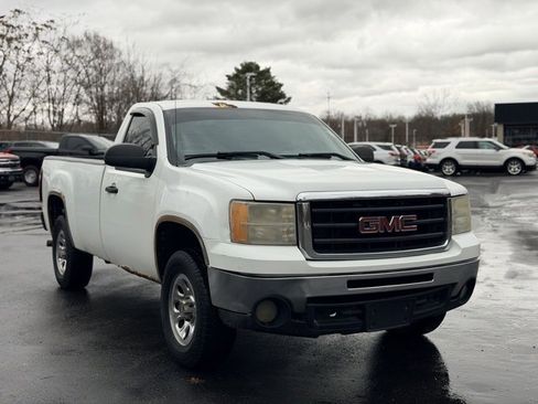 Used 2009 GMC Sierra 1500 W/T image 2