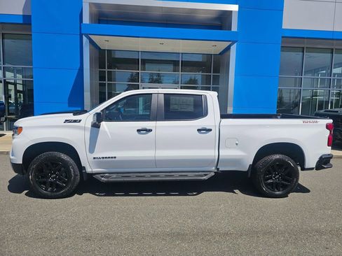 New 2026 Chevrolet Silverado 1500 LT Trail Boss w/ LT Trail Boss Premium Package AWD/4WD image 2