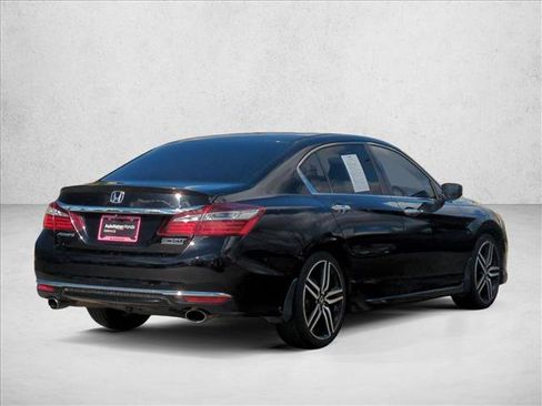 Used 2017 Honda Accord Sport Special Edition image 5