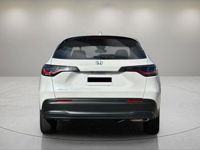 New 2027 Honda HR-V LX