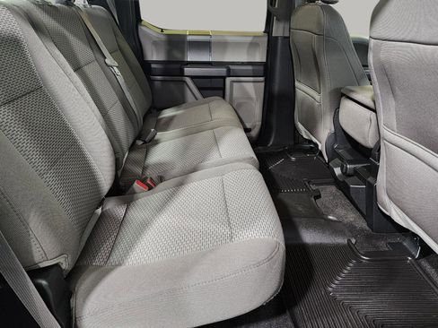 Used 2018 Ford F150 XLT w/ Equipment Group 302A Luxury AWD/4WD image 25