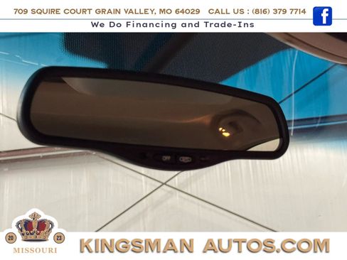 Used 2004 Lincoln Town Car Ultimate RWD image 21