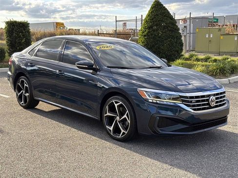 Used 2020 Volkswagen Passat 2.0T R-Line image 6