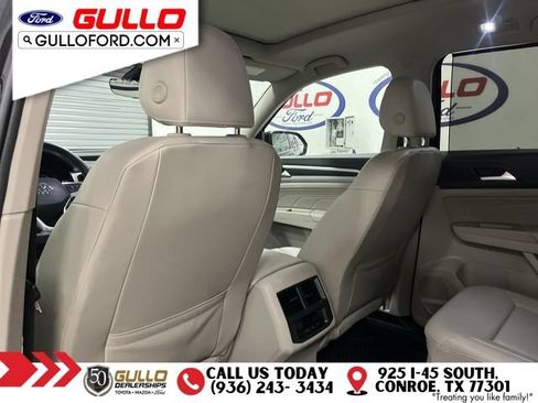 Used 2021 Volkswagen Atlas SE w/ Panoramic Sunroof Package AWD/4WD image 16