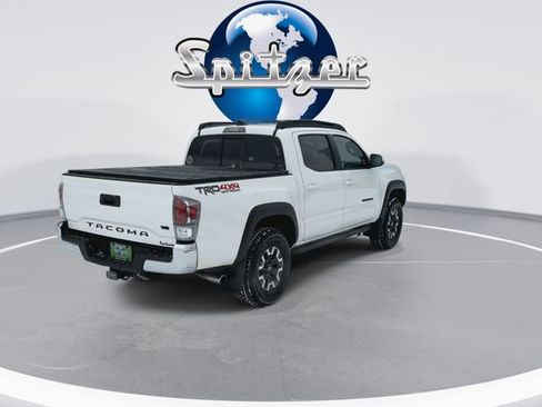 Used 2023 Toyota Tacoma TRD Off-Road image 9