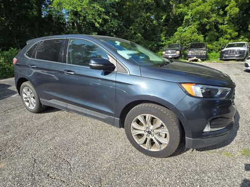 Used 2023 Ford Edge Titanium AWD/4WD image 10