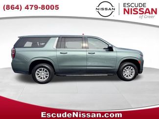 Used 2024 Chevrolet Suburban LT RWD video 2