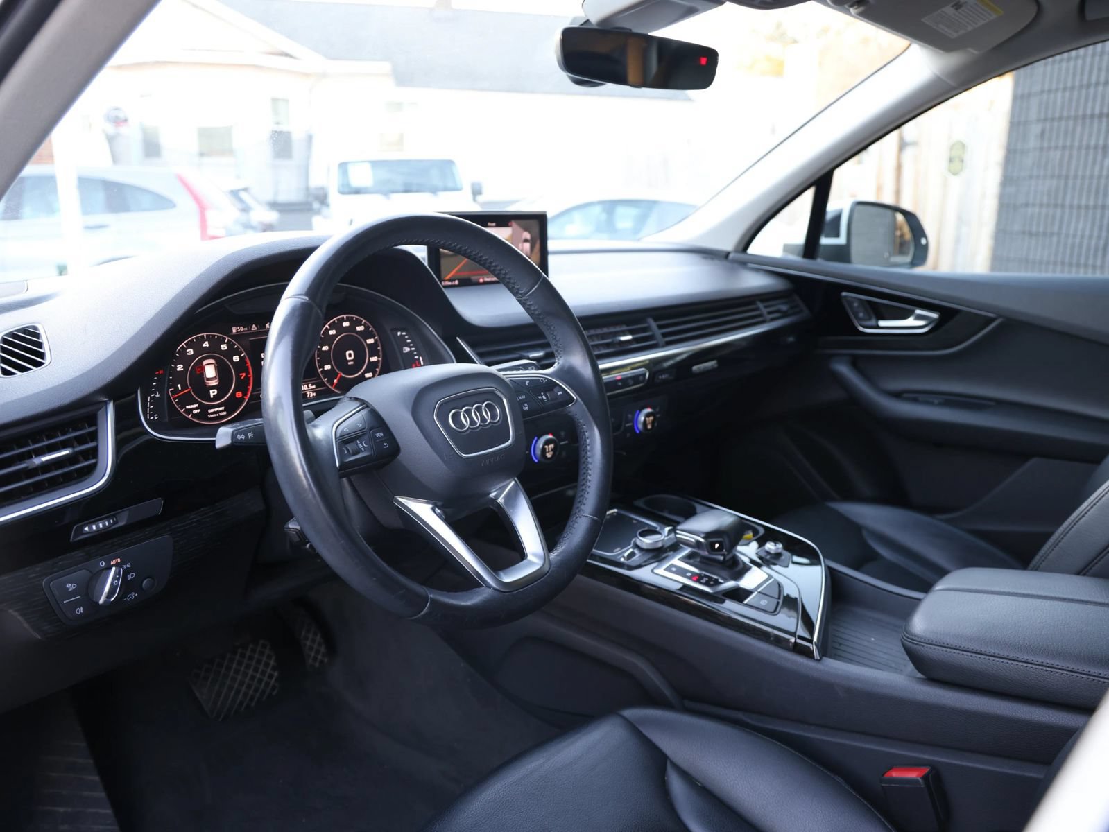 Used 2019 Audi Q7 3.0T Premium w/ Cold Weather Package AWD/4WD image 15