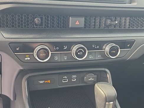 Used 2025 Honda CR-V EX image 25