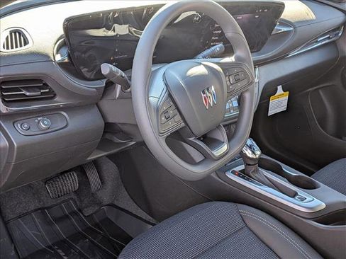 New 2026 Buick Envista Preferred image 3