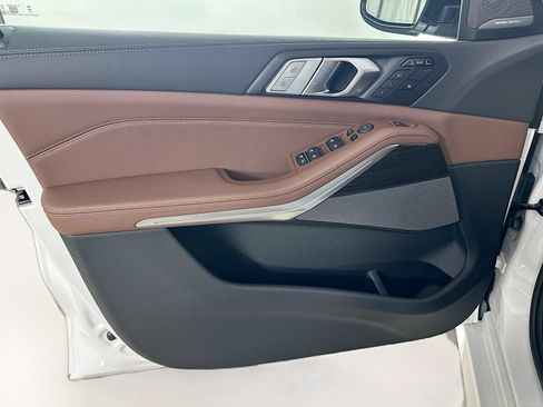 New 2027 BMW X7 xDrive40i AWD/4WD image 16
