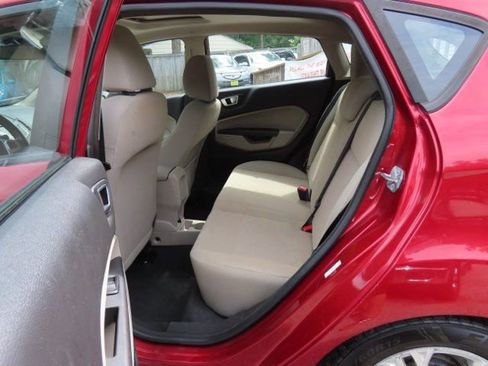 Used 2014 Ford Fiesta SE FWD image 11