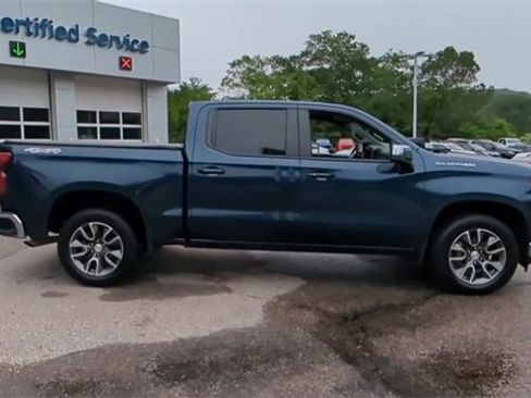 Certified 2022 Chevrolet Silverado 1500 LT image 9
