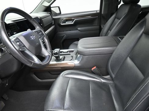 Used 2023 Chevrolet Silverado 1500 RST RWD image 12