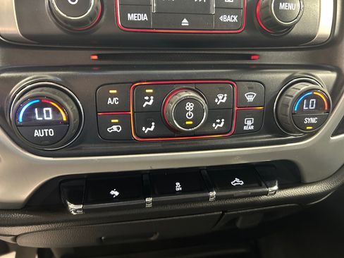 Used 2015 GMC Sierra 2500 SLT AWD/4WD image 15
