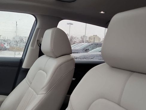 Used 2024 Honda HR-V EX-L image 6