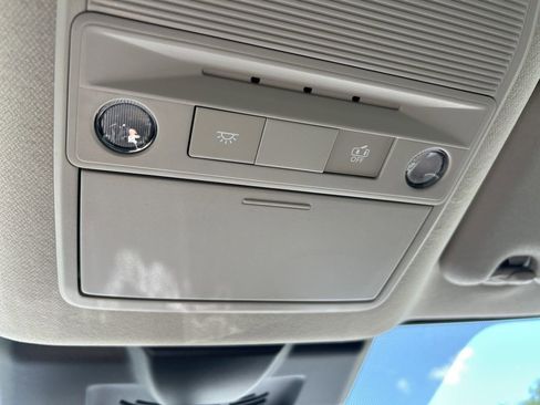 New 2026 Nissan Sentra SV w/ Floor Mat Package FWD image 39