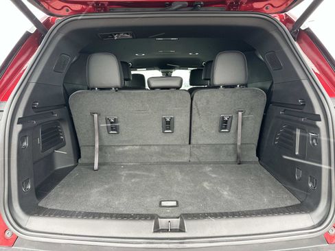 Certified 2024 Chevrolet Traverse LT w/ Enhanced Driving Package image 9