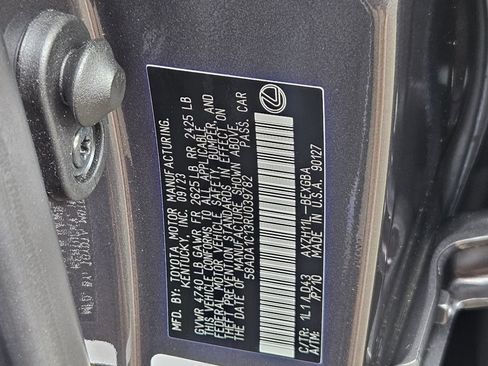 Used 2024 Lexus ES 300h w/ Premium Package FWD image 34