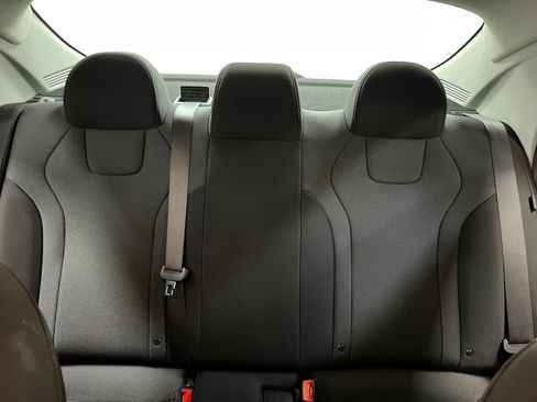 Used 2025 Hyundai Elantra SE w/ Cargo Package FWD image 27