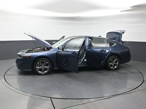 Used 2023 Honda Accord EX-L image 44