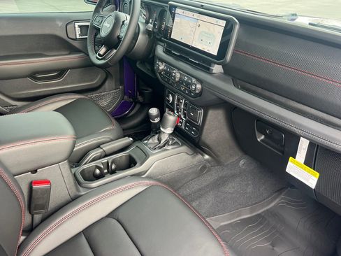 New 2026 Jeep Gladiator Rubicon AWD/4WD image 11