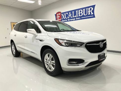 Used 2020 Buick Enclave Essence image 11