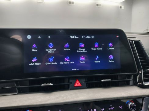 Used 2023 Kia Sportage X-Line w/ X-Line Premium Package image 4