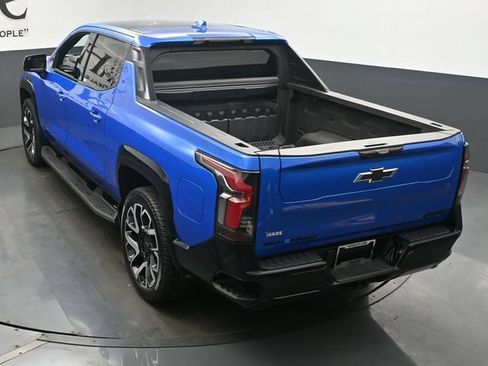 Used 2025 Chevrolet Silverado EV RST w/ LPO, Dark Package RST AWD/4WD image 55