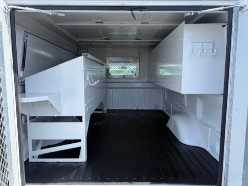 Used 2010 Ford F150 XL image 12