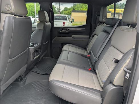 Used 2024 Chevrolet Silverado 1500 ZR2 w/ ZR2 Bison Edition AWD/4WD image 17