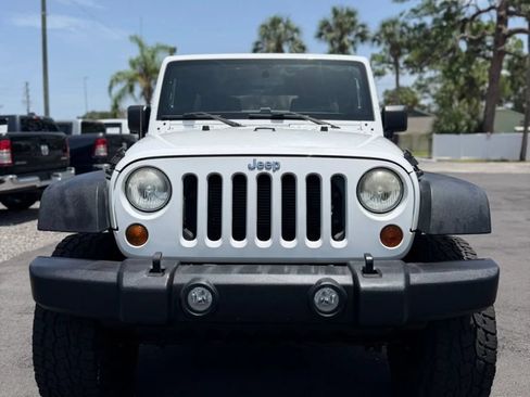 Used 2012 Jeep Wrangler Unlimited Sport AWD/4WD image 2