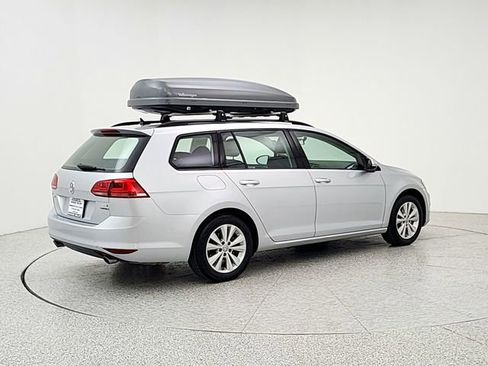 Used 2017 Volkswagen Golf S AWD/4WD image 5