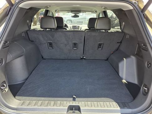Used 2023 Chevrolet Equinox Premier FWD image 15