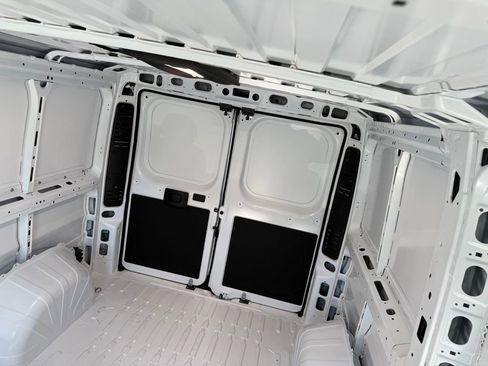 New 2026 RAM ProMaster 2500 w/ Convenience Group FWD image 26