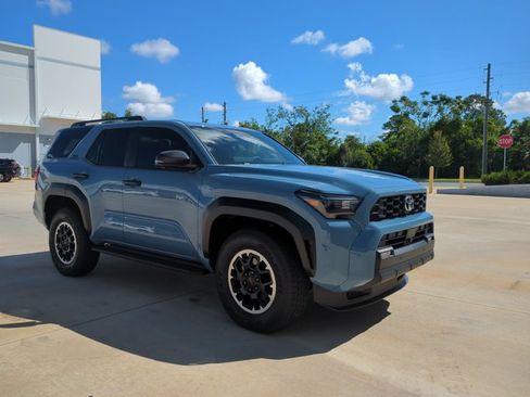 Used 2026 Toyota 4Runner TRD Off-Road Premium AWD/4WD image 3