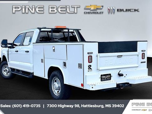 Used 2023 Ford F350 XL AWD/4WD image 2
