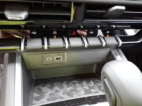 New 2026 Chevrolet Colorado W/T w/ WT Custom Package image 19