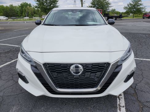 Used 2022 Nissan Altima 2.5 SR FWD image 6